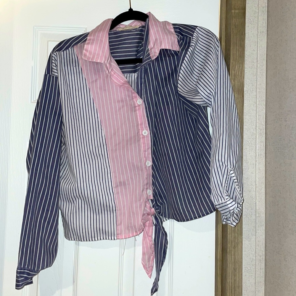 No Frills - Multicolor Front-Tie Button Up Size M